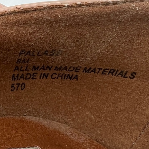 Steve Madden Tan Patent Pallas Pointed Toe Heels Size 8 Women's - Picture 2 of 9